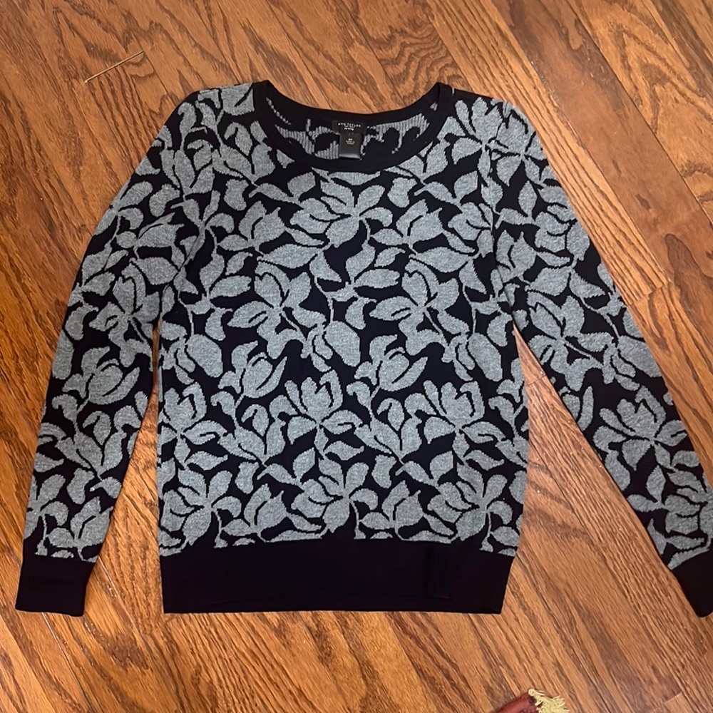 Ann Taylor Petite Floral Sweater (SP)